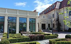 Hotel Jaroslaw